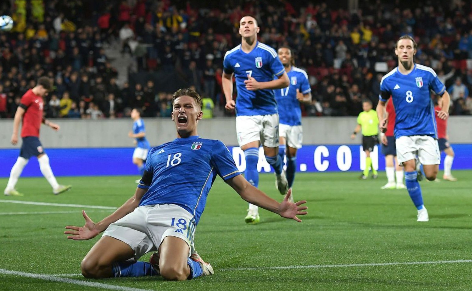 国奥队通过 国奥队通过