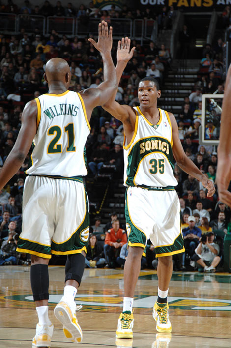 在多支球队 在多支球队